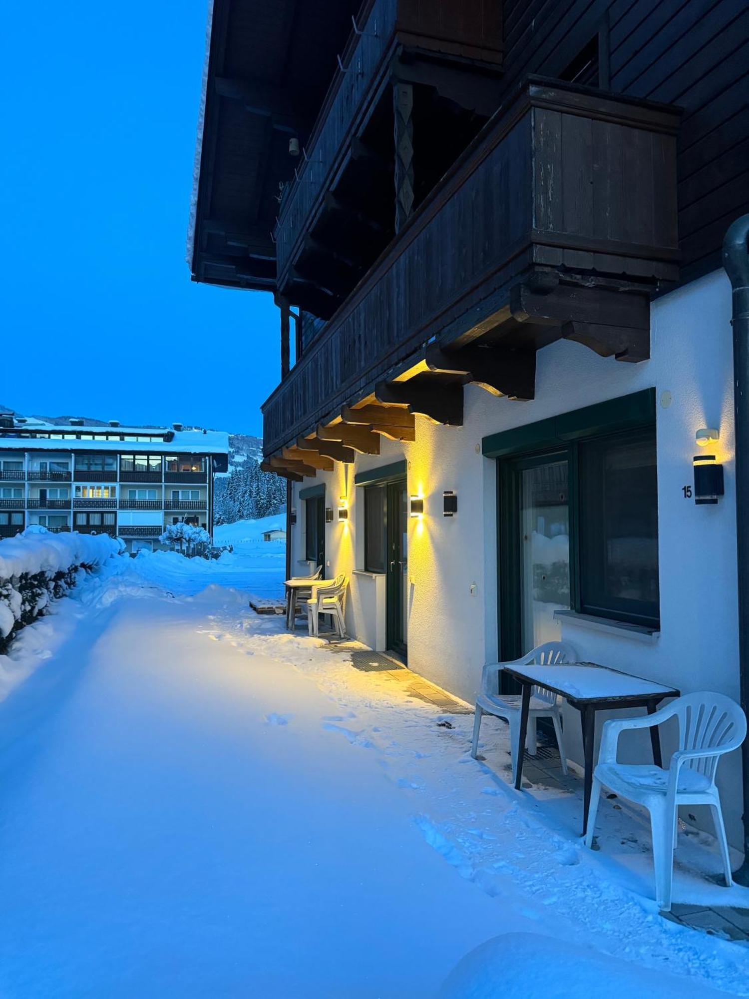 Skill Mountain Lodge - Ski Und Bike Hostel Im Sommer Mit Joker Card Saalbach-Hinterglemm Kültér fotó