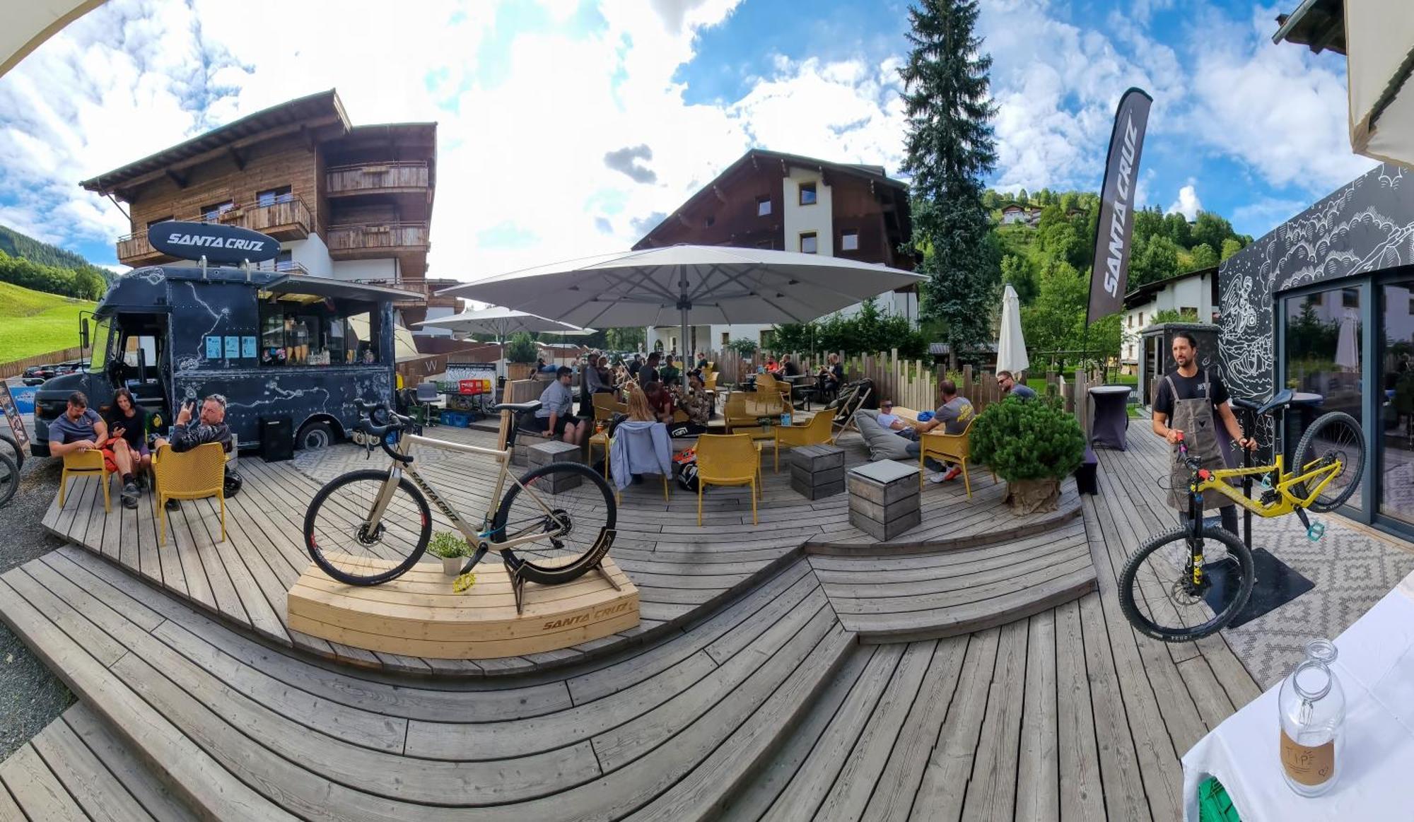 Skill Mountain Lodge - Ski Und Bike Hostel Im Sommer Mit Joker Card Saalbach-Hinterglemm Kültér fotó