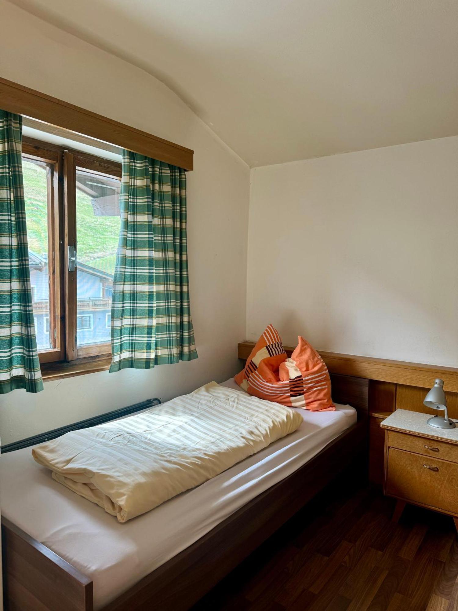Skill Mountain Lodge - Ski Und Bike Hostel Im Sommer Mit Joker Card Saalbach-Hinterglemm Szoba fotó